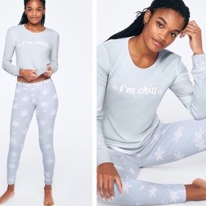 PINK by Victoria’s Secret I’m Chill Pajama Set Christmas Holiday Snowflakes M/L